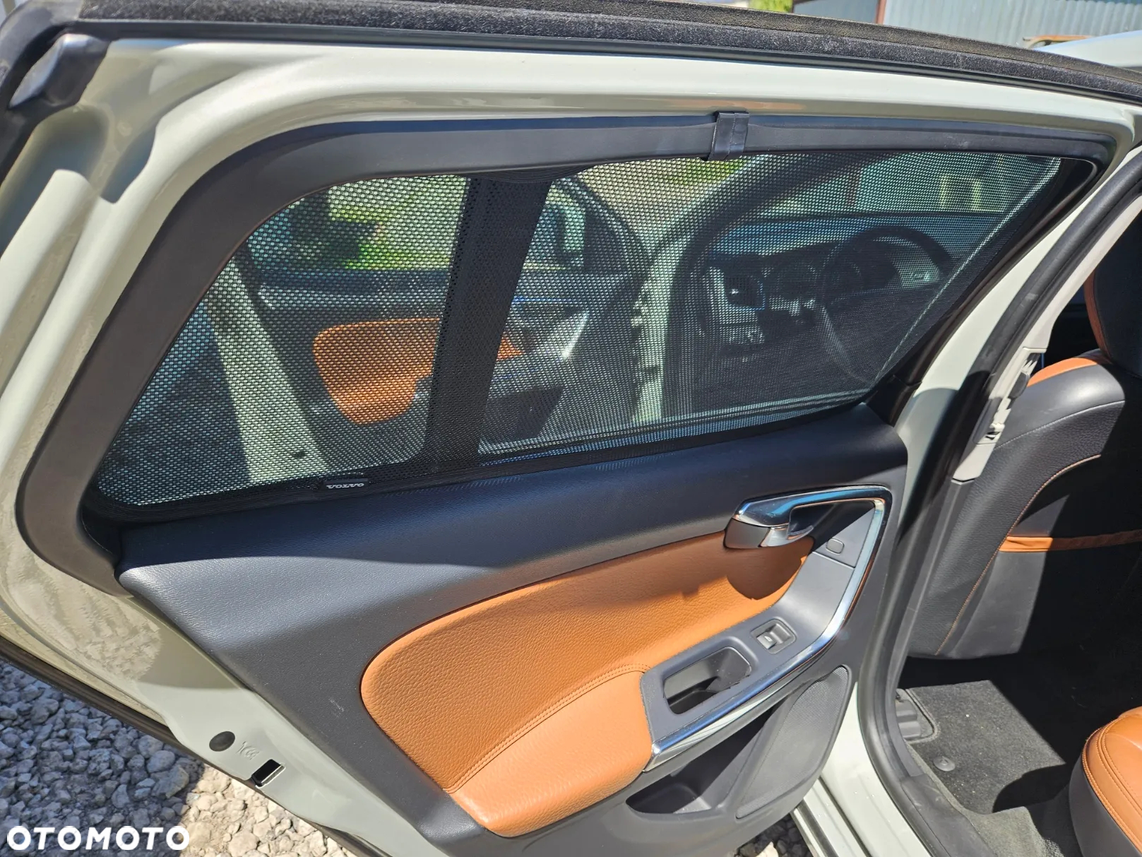 Volvo V60 D2 Momentum - 17