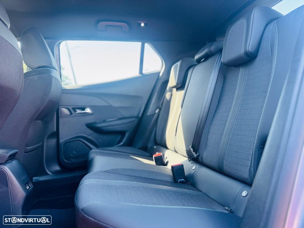 Peugeot 2008 1.2 PureTech Allure Pack EAT8 - 19