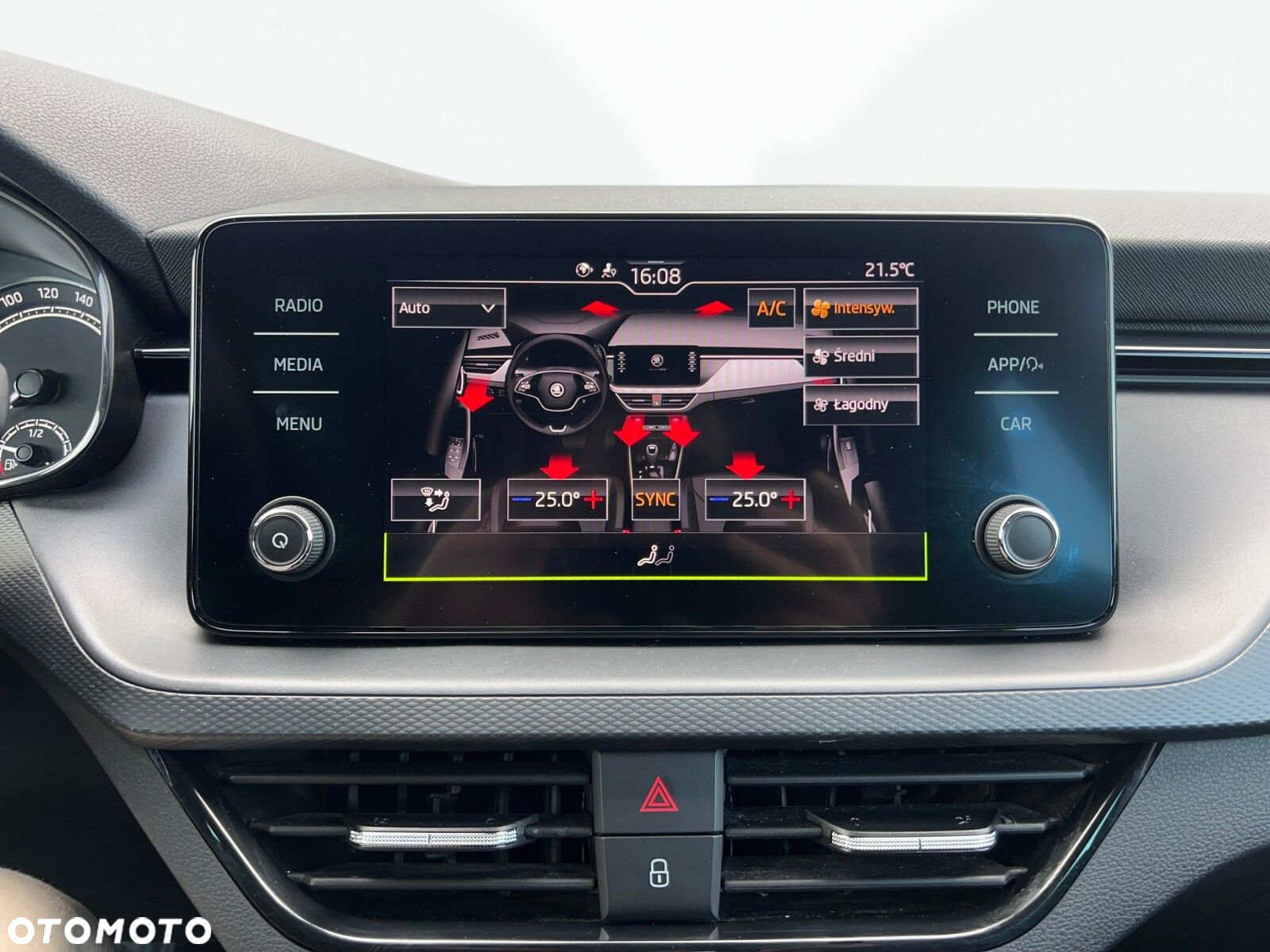 Skoda Kamiq 1.0 TSI Ambition - 32
