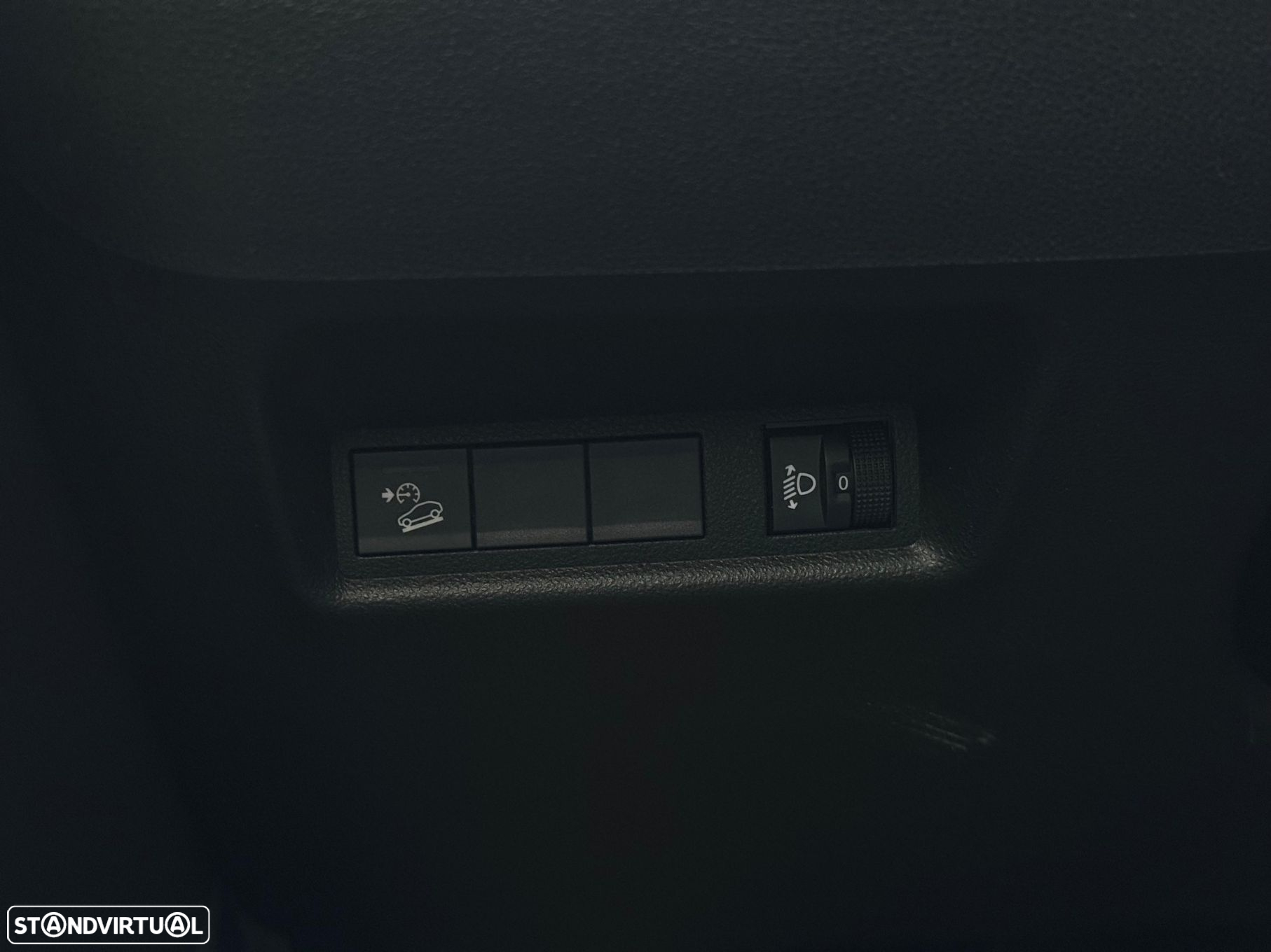 Jeep Avenger 1.2 GSE T3 Altitude - 13