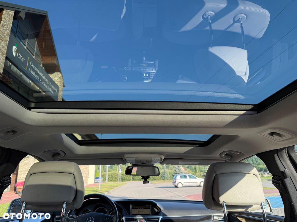 Mercedes-Benz Klasa E 220 CDI DPF BlueEFFICIENCY Automatik Avantgarde - 14