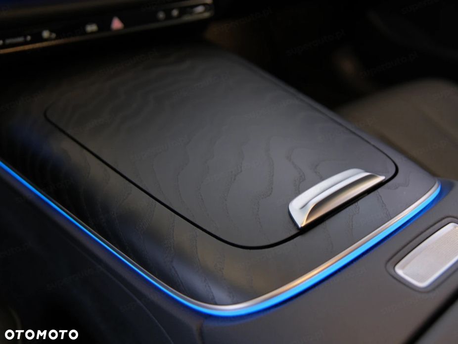 Mercedes-Benz Klasa E - 16