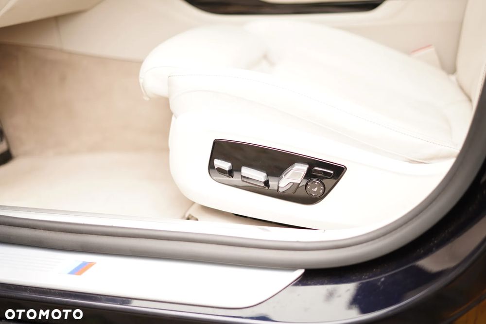 BMW Seria 7 750d xDrive - 11