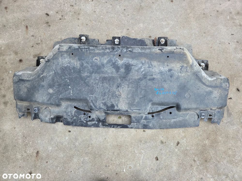 Płyta osłona pod zderzak tylny tył Peugeot 208 II Eklektyk - 1