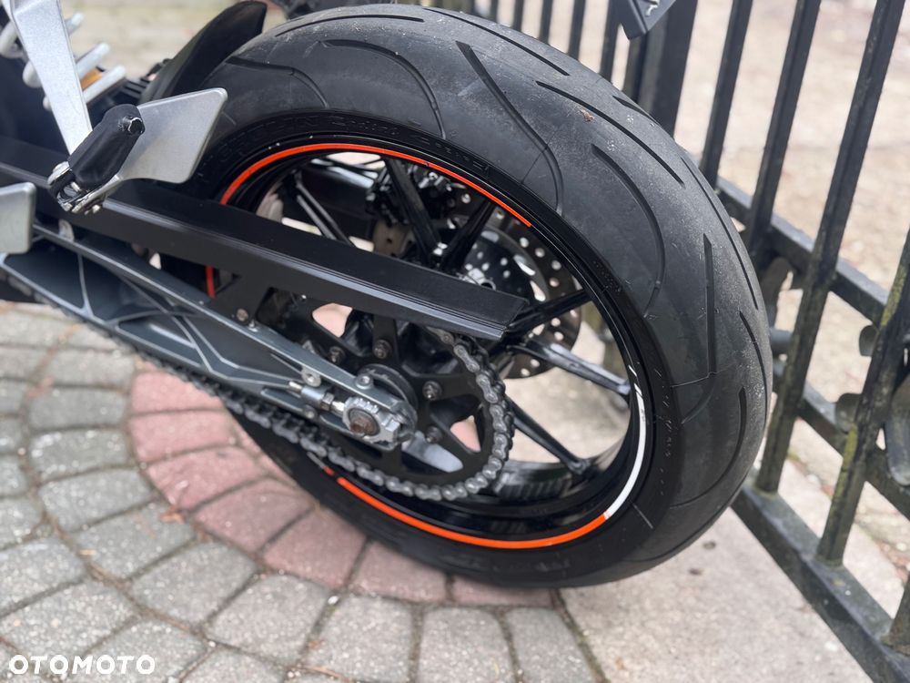 KTM Duke - 21