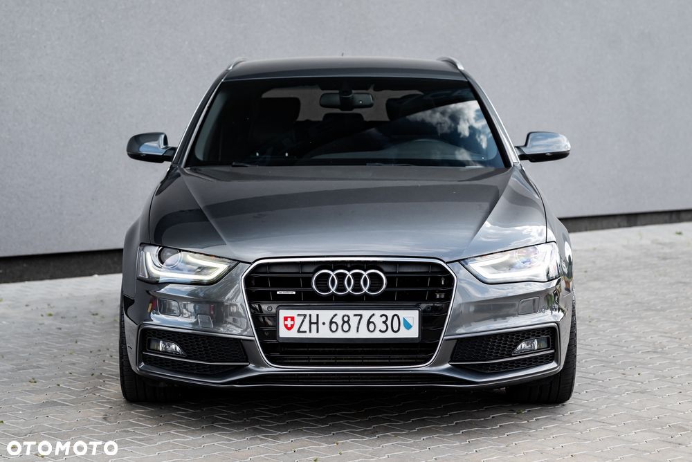 Audi A4 Avant 2.0 TDI DPF quattro S tronic S line Sportpaket - 4
