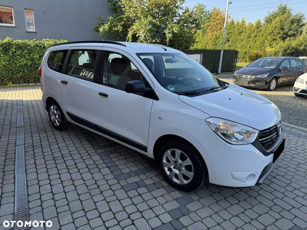 Dacia Lodgy SCe 100 Essential - 4