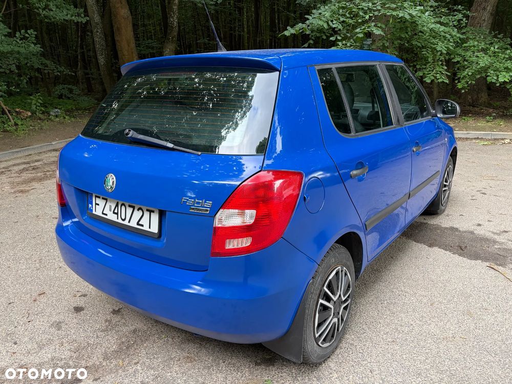 Skoda Fabia 1.2 HTP - 4