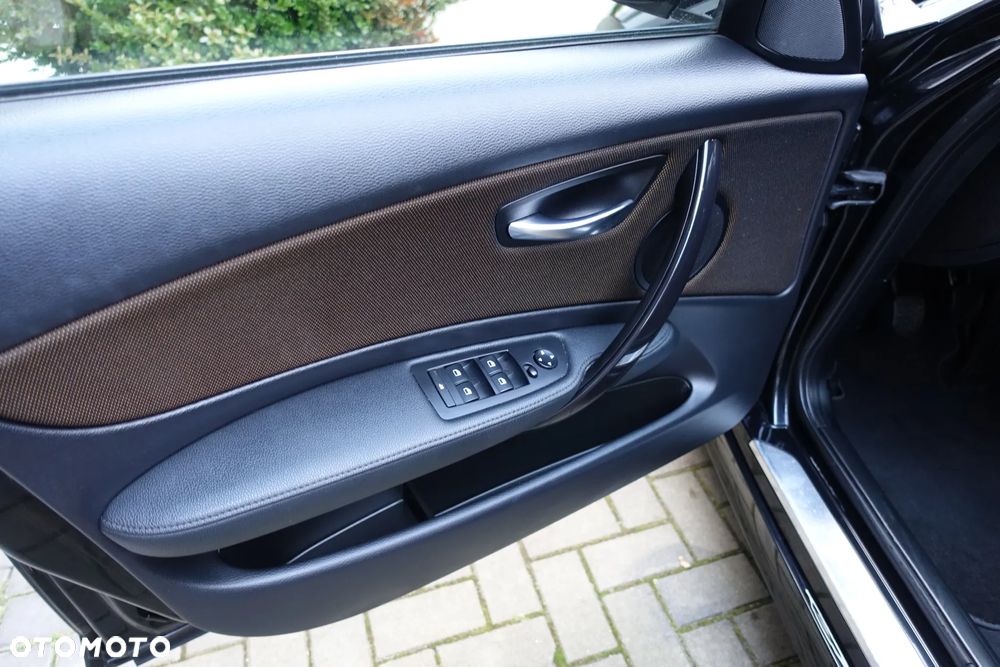 BMW Seria 1 116d - 19