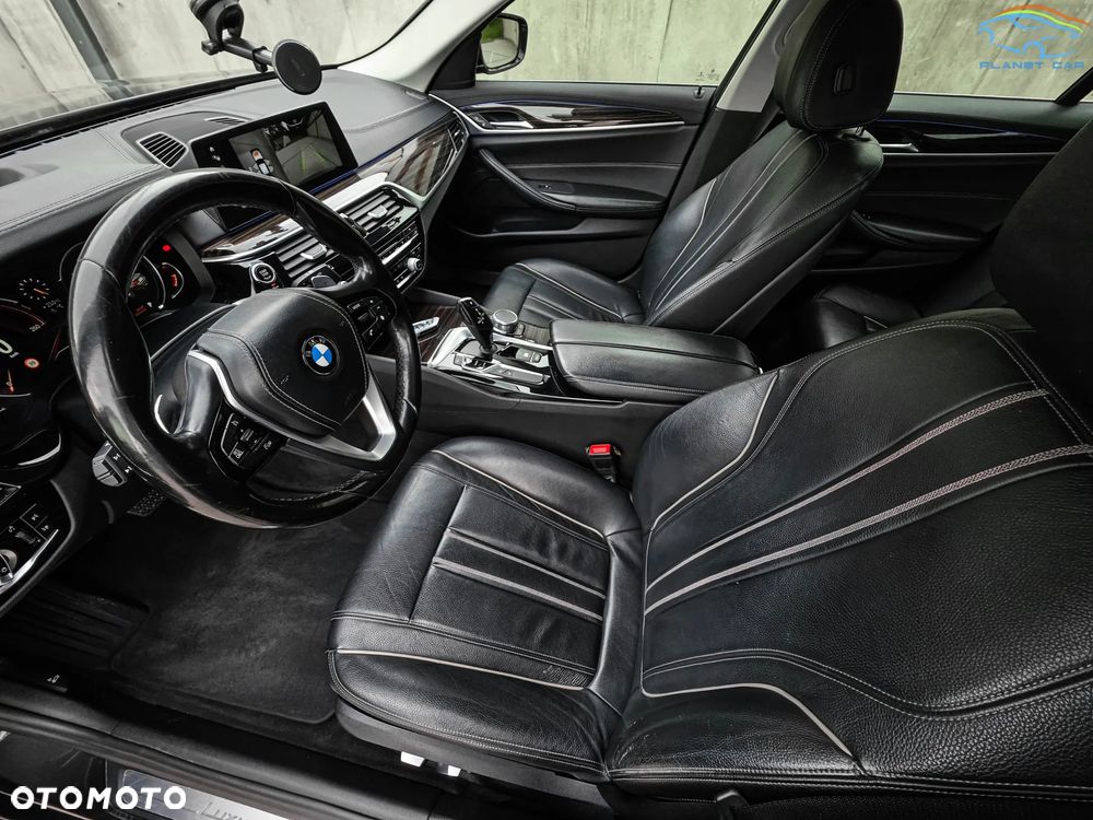 BMW Seria 5 520d xDrive Sport Line - 17