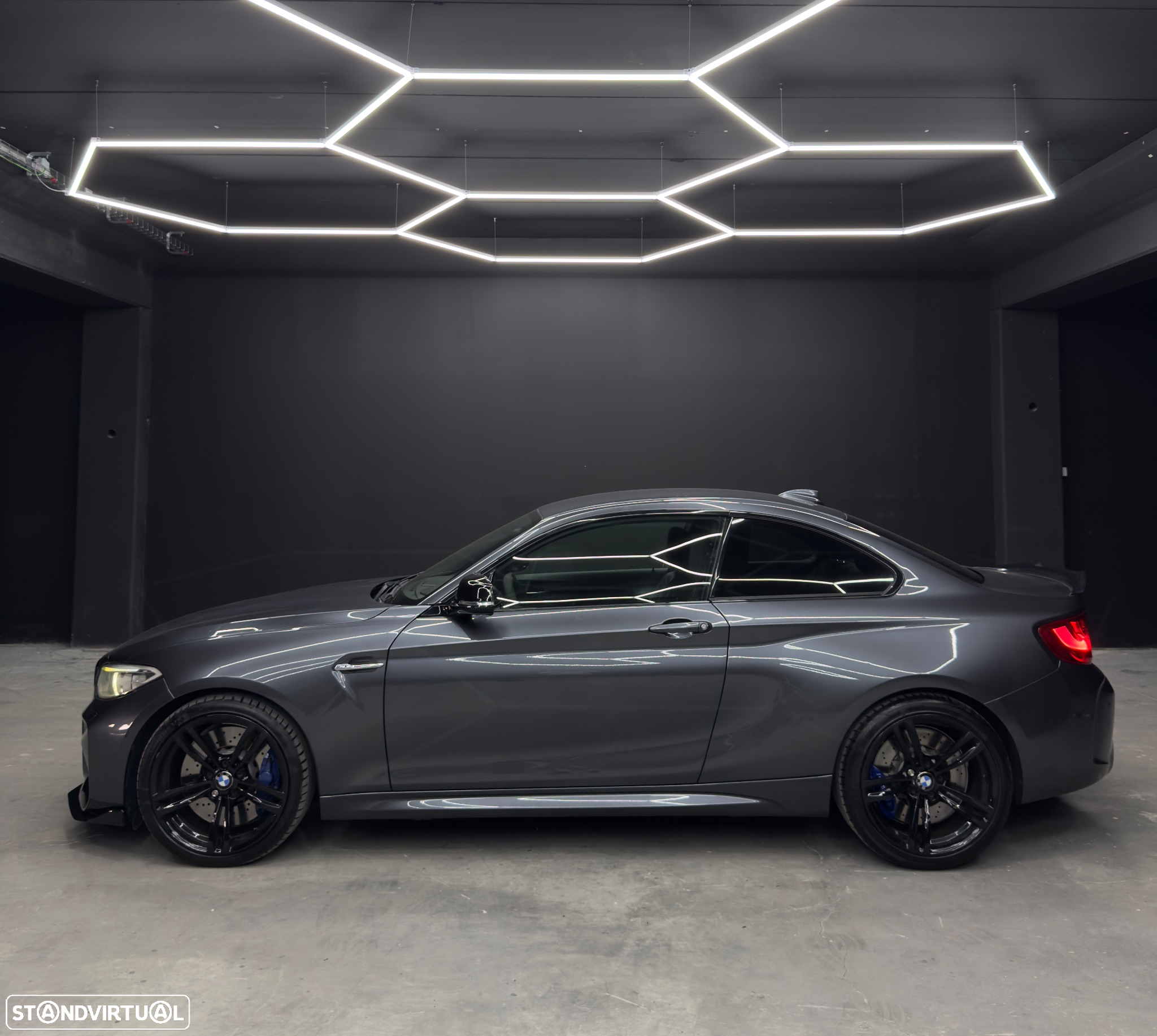 BMW M2 Auto - 3