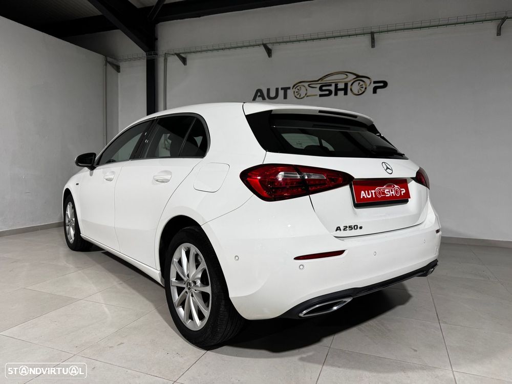 Mercedes-Benz A 250 - 12