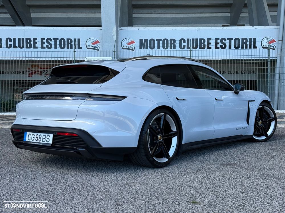 Porsche Taycan Sport Turismo Turbo S - 4