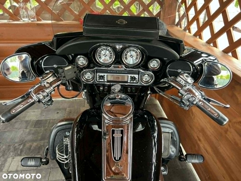 Harley-Davidson FLHTCU Ultra - 3