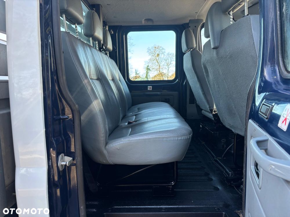 Ford Transit - 12
