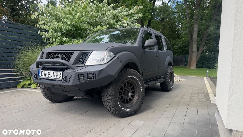 Nissan Pathfinder - 3