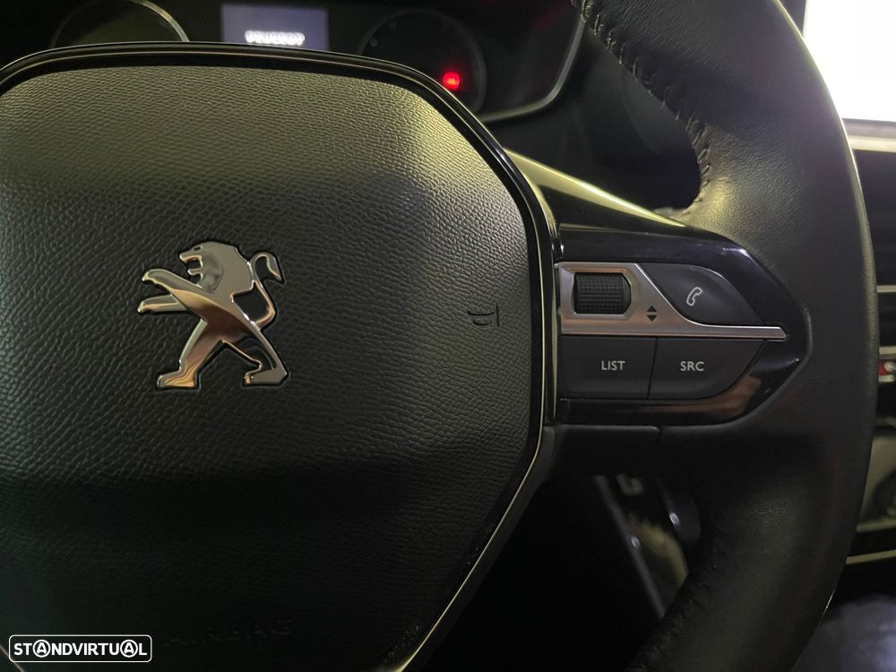 Peugeot 2008 1.5 BlueHDi Allure - 18