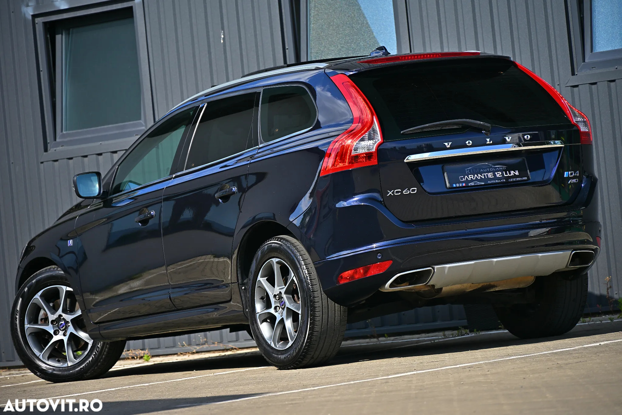 Volvo XC 60 D4 AWD Geartronic Ocean Race - 5