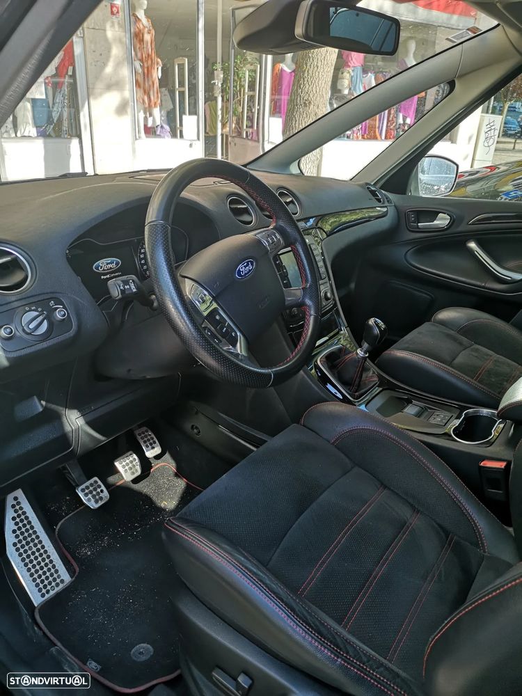 Ford S-Max 2.2 TDCi Titanium 7L - 7