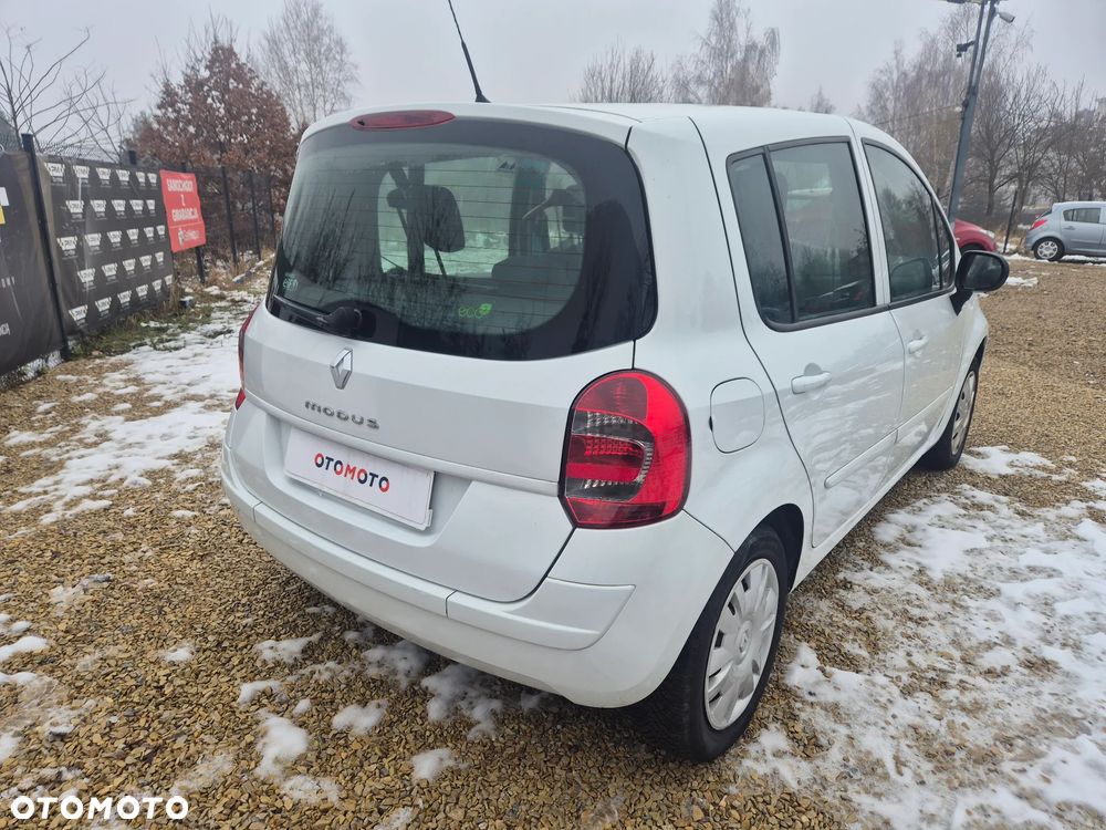 Renault Modus - 11