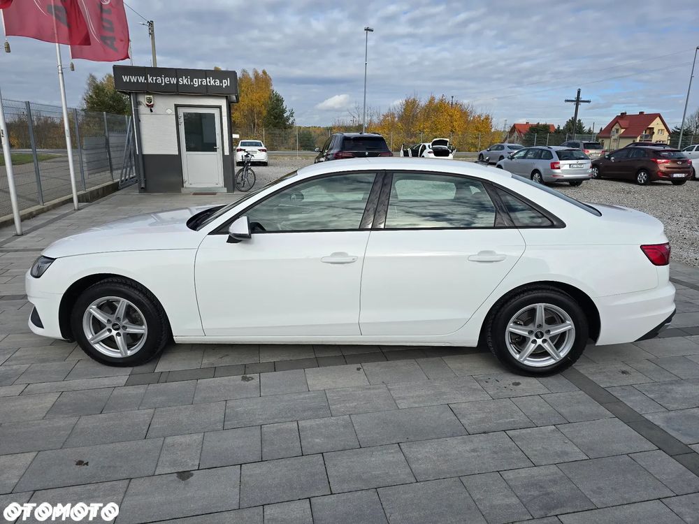 Audi A4 Limousine - 11