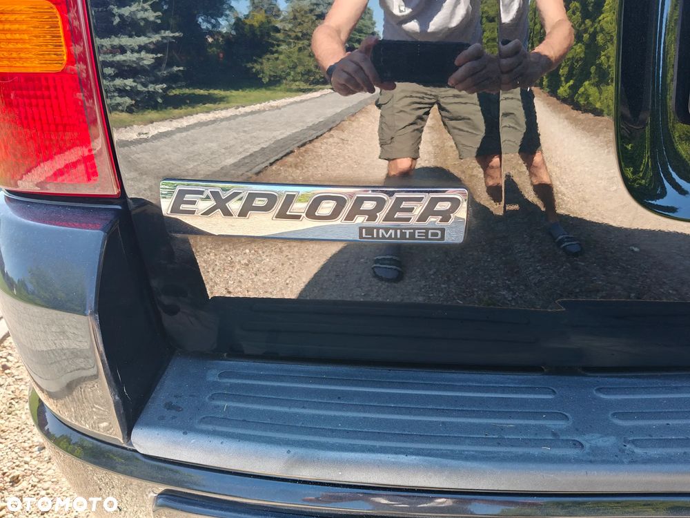 Ford Explorer 4.6 - 6