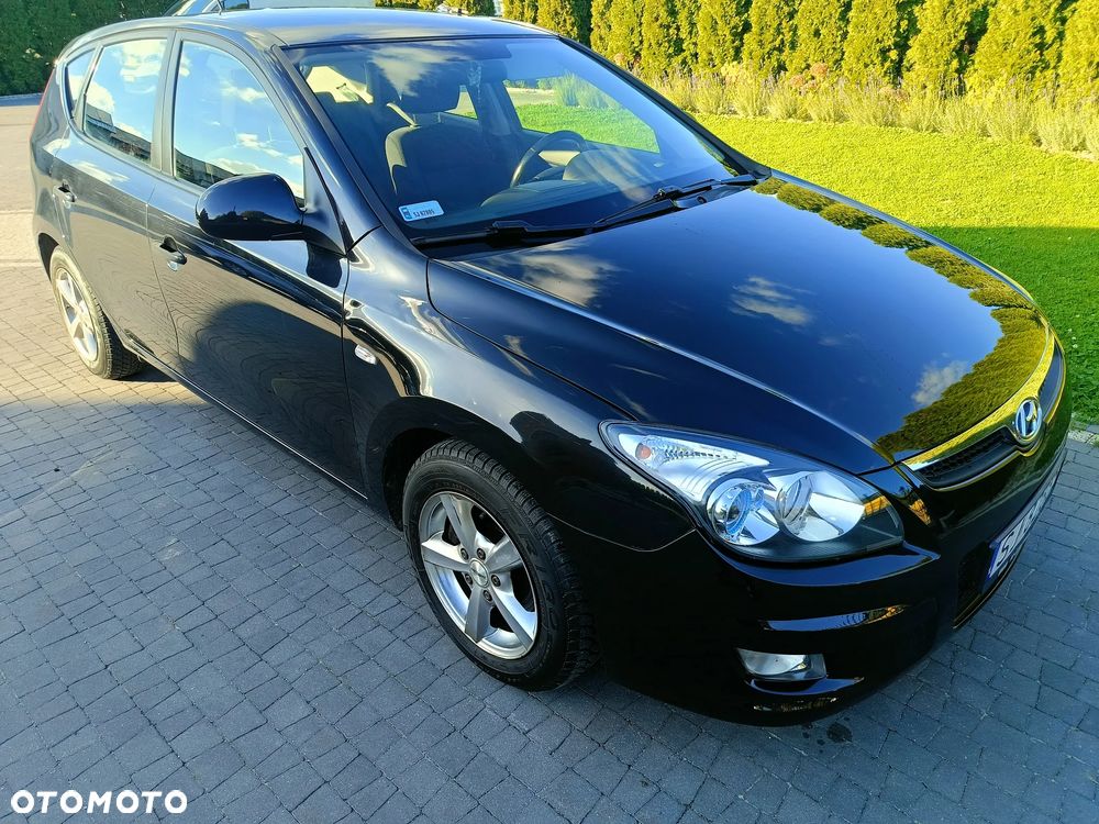 Hyundai i30 1.4 Comfort - 1