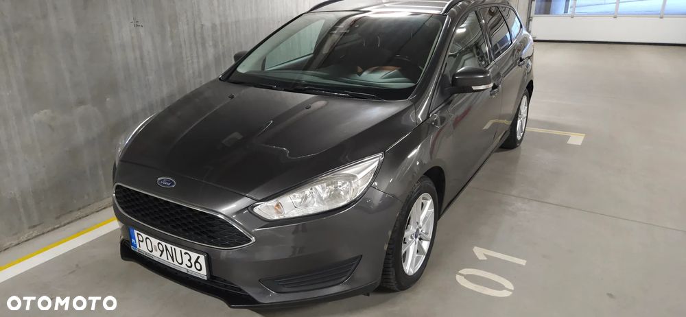 Ford Focus 1.6 Gold X - 32