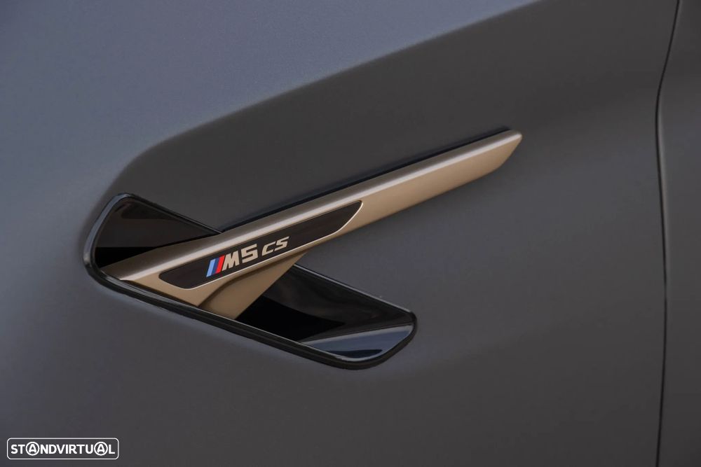 BMW M5 CS - 13