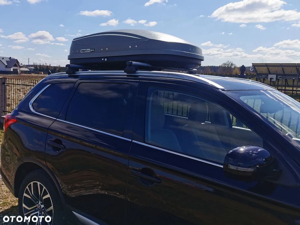 Mitsubishi Outlander 2.0 Intense + Navi 4WD CVT - 31