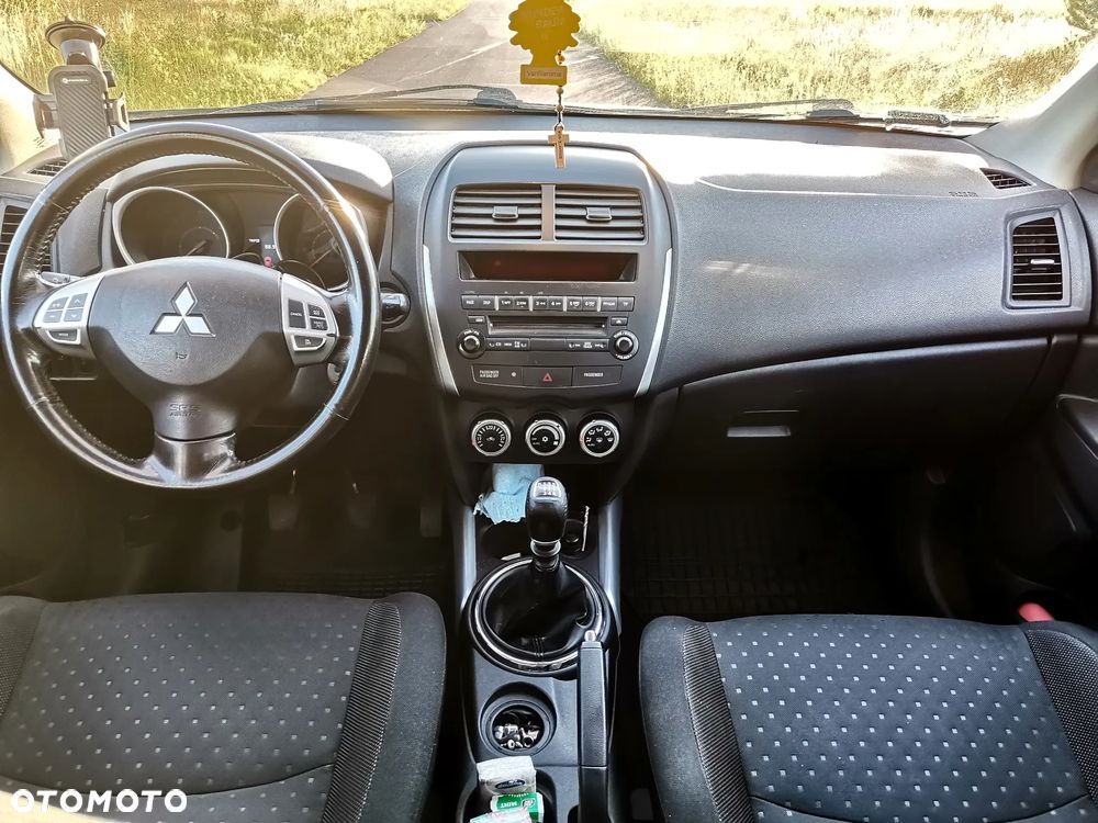 Mitsubishi ASX 1.8 DID Inform - 11