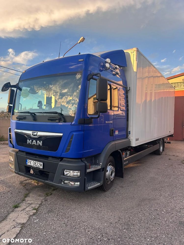 MAN TGL 12250 - 1