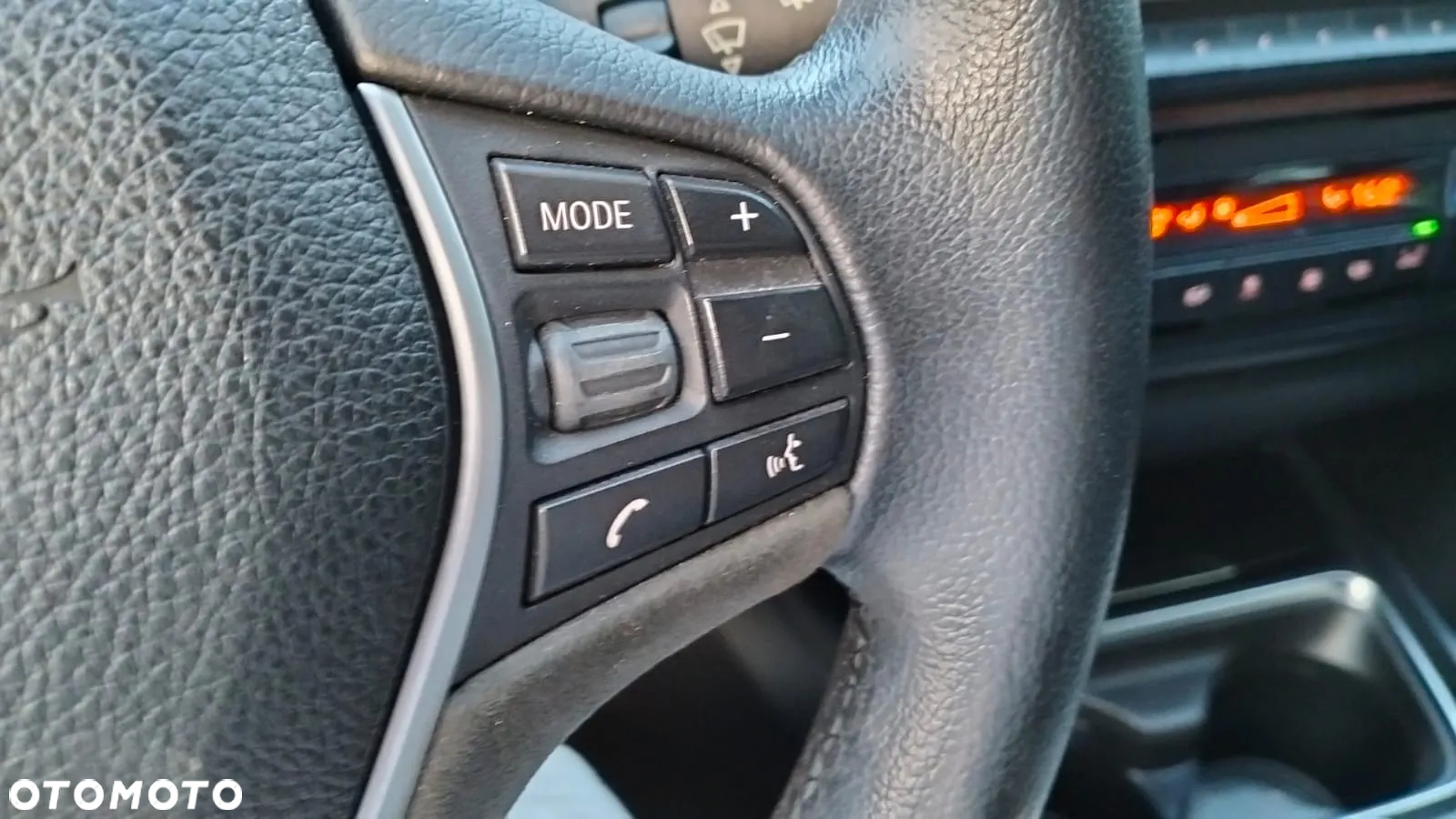 BMW Seria 3 320d Sport Line - 31