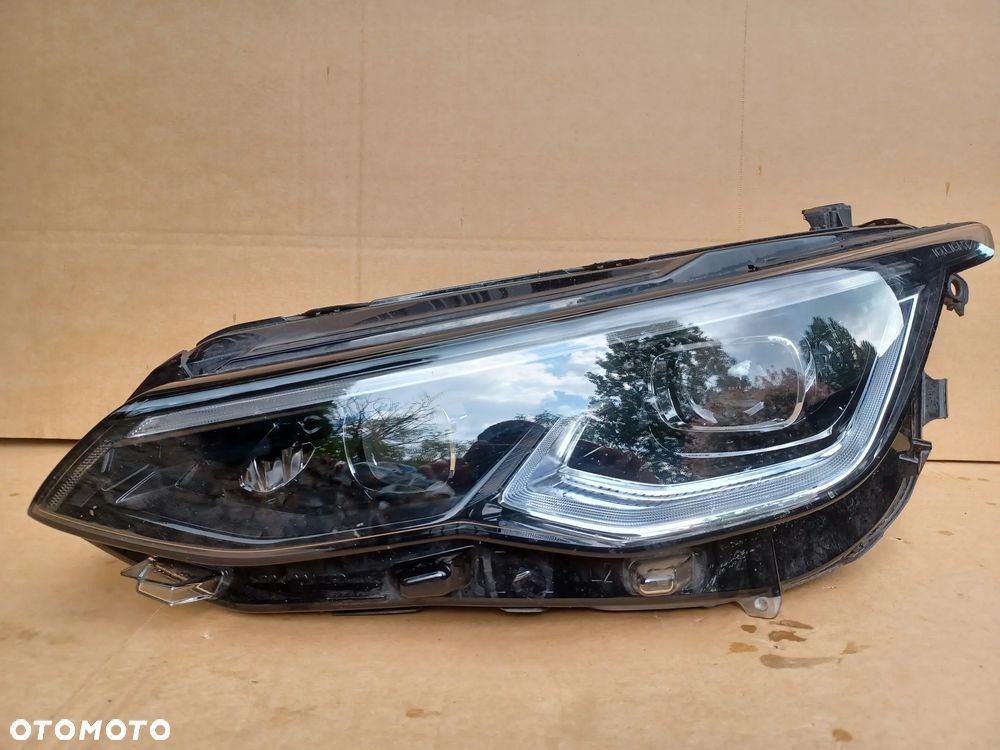 Full Led przedni lewy VW Golf VIII 8 R IQ.LIGHT - 1