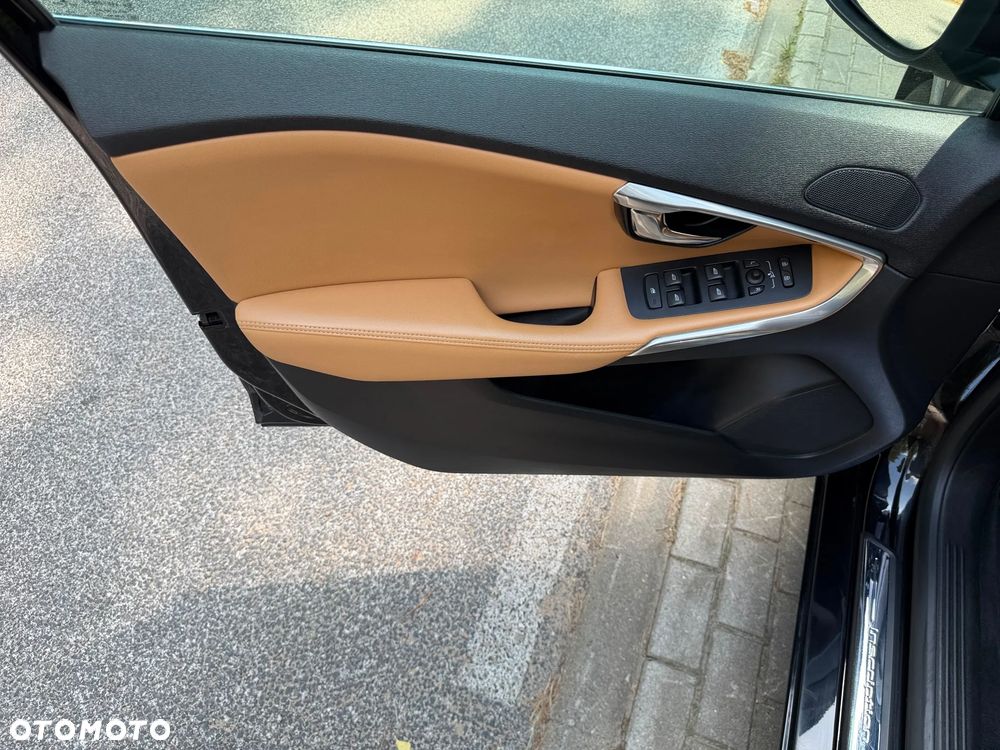 Volvo V40 D3 Drive-E Inscription - 19