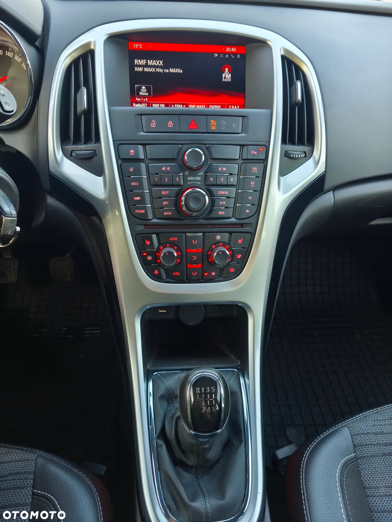 Opel Astra 1.4 Turbo Color Edition - 13