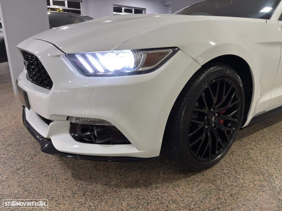 Ford Mustang 2.3i EcoBoost - 29