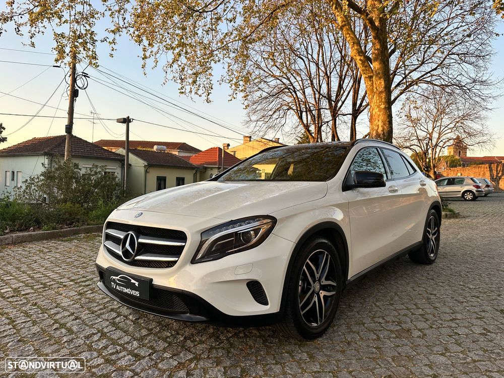 Mercedes-Benz GLA 200 (CDI) d Urban - 2
