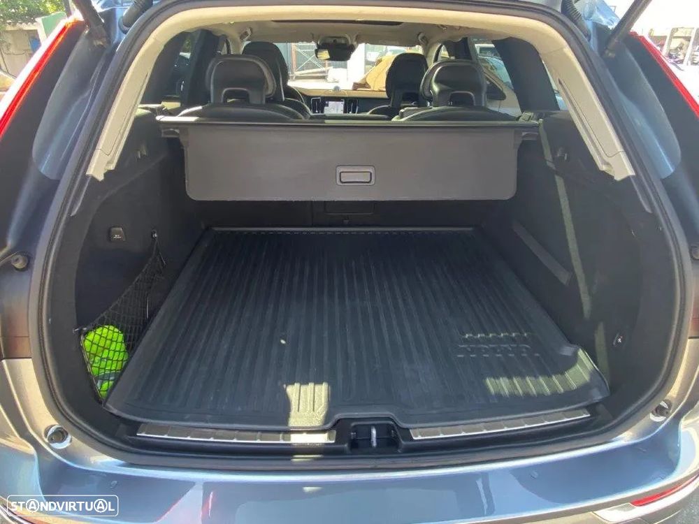 Volvo XC 60 2.0 D4 Inscription AWD Geartronic - 15