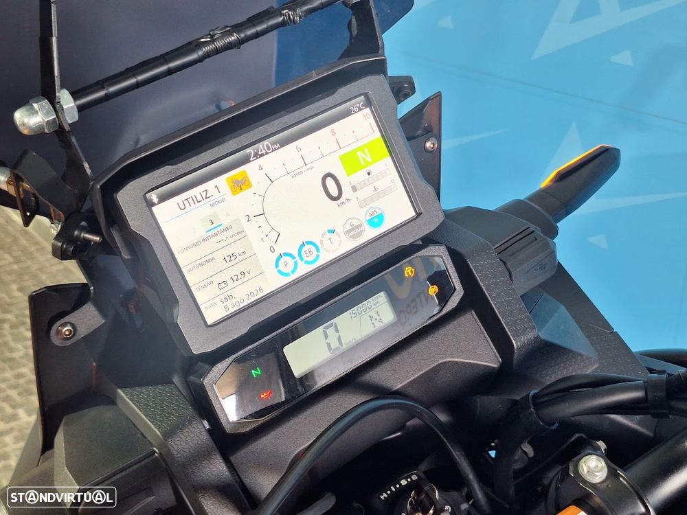 Honda Africa Twin 1100 DCT - 10