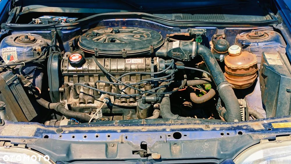 Renault 19 1.8 RN - 12