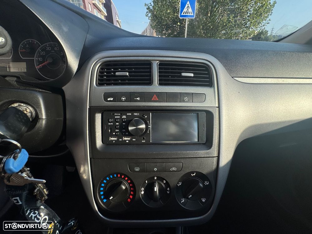Fiat Grande Punto 1.2 8V Actual - 19