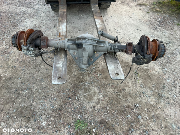 Most tylny kompletny Iveco Daily 65-70 C 06-14 9/41 9:41 zaciski