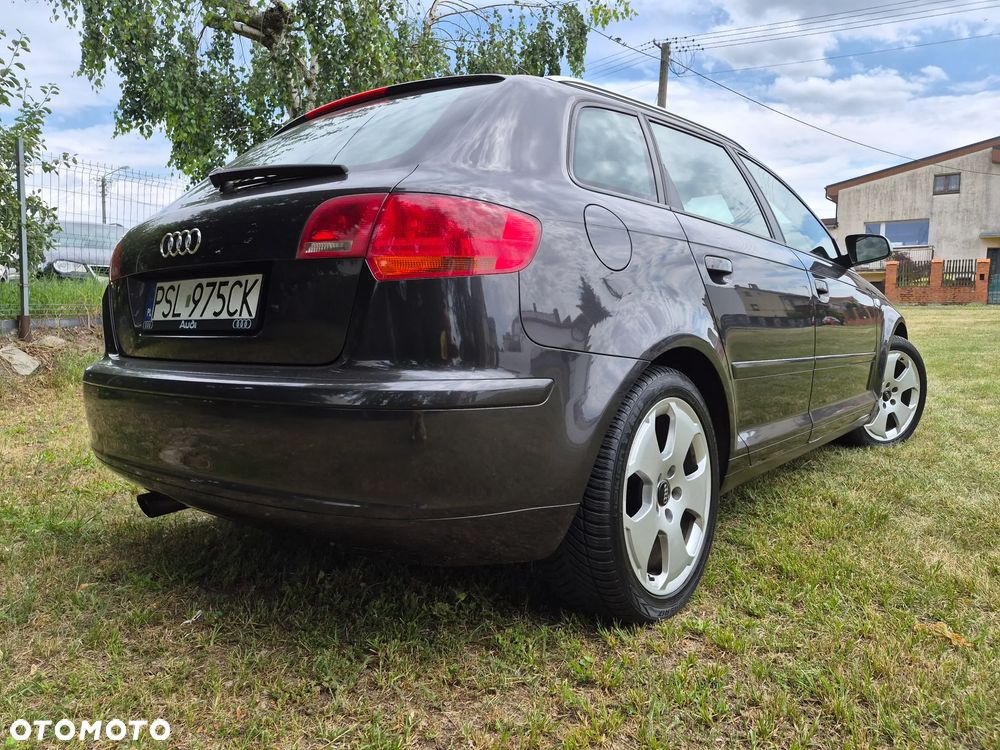 Audi A3 Sportback 1.6 FSI Ambiente - 10