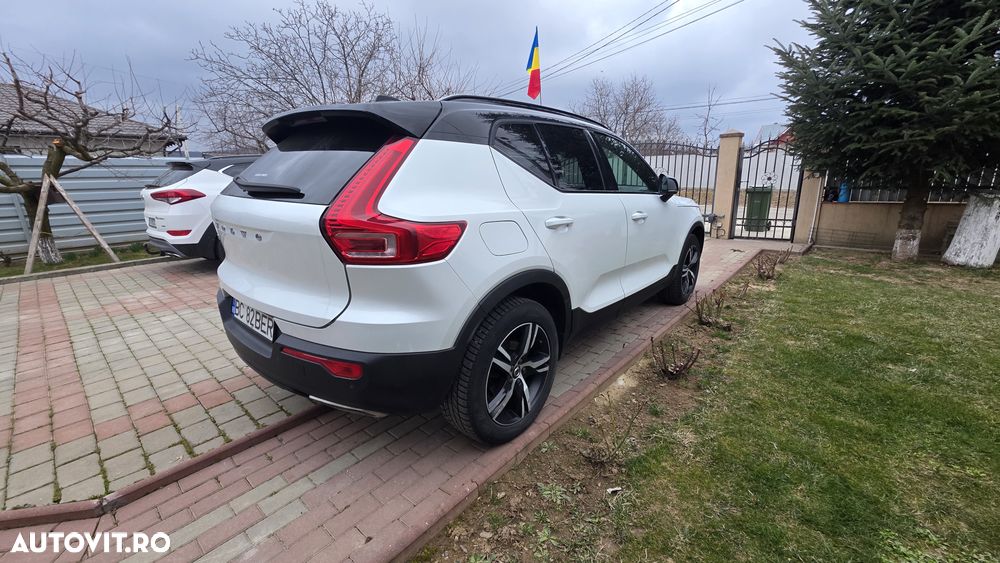 Volvo XC 40 T3 - 18