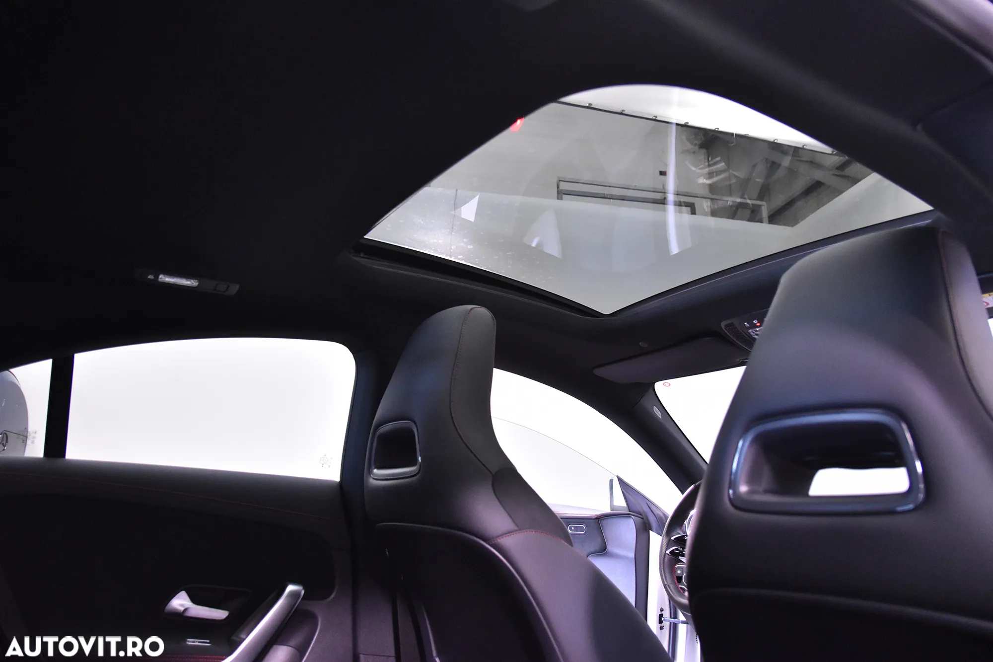 Mercedes-Benz CLA - 26