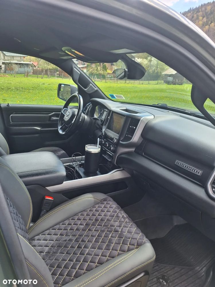 RAM 1500 - 11