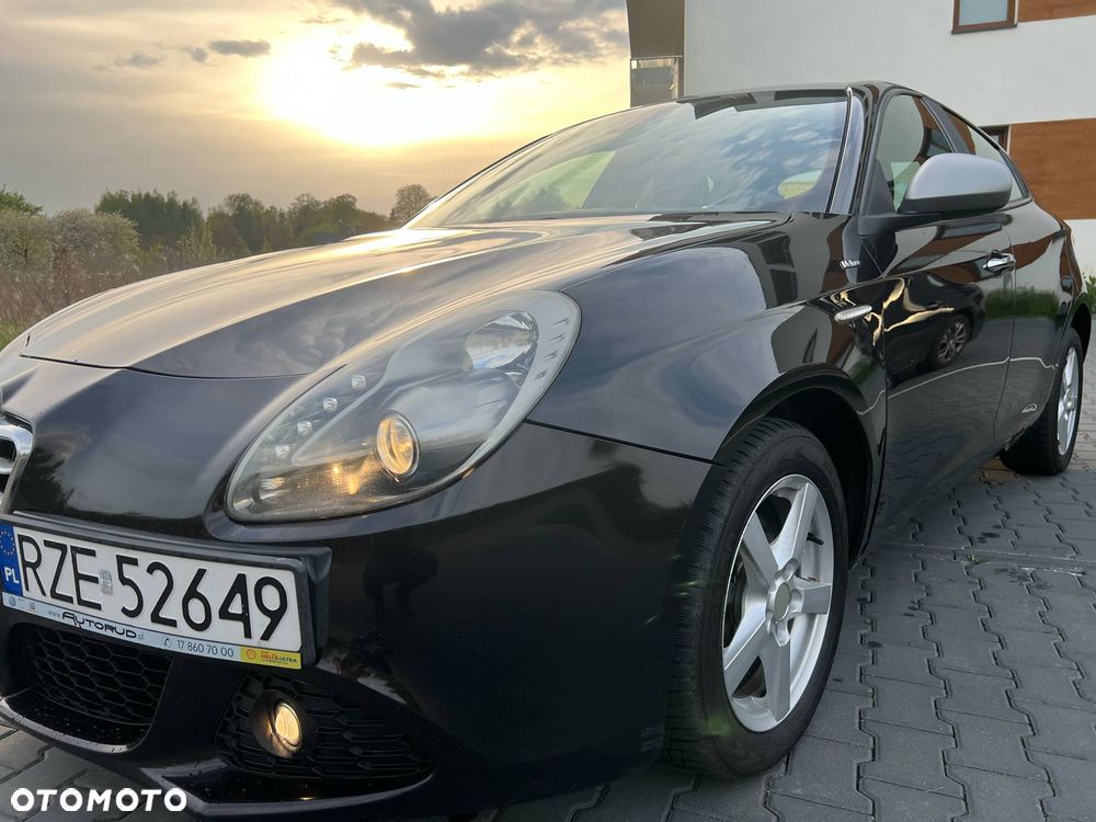 Alfa Romeo Giulietta 1.6 JTDM Veloce - 4