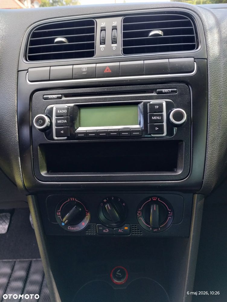 Volkswagen Polo 1.4 16V Trendline - 37