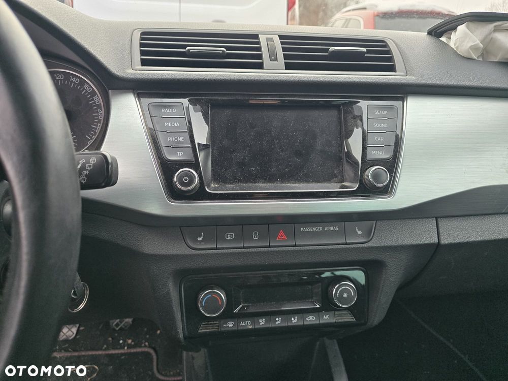 Skoda Fabia 1.2 TSI Cool Edition Red & Grey - 6